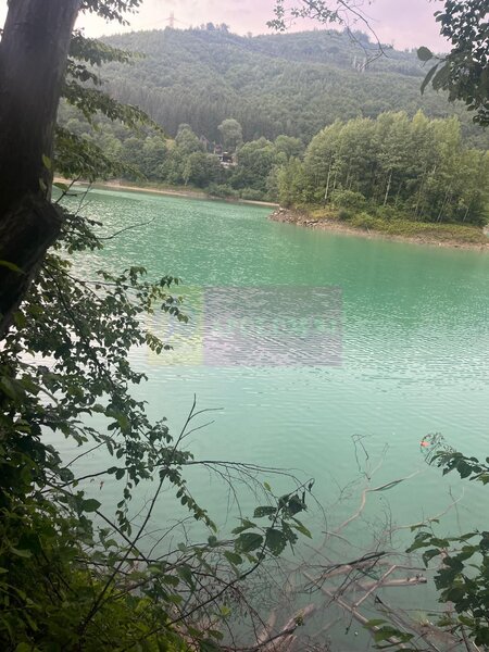 Teren cu deschidere la lac – Valea Doftanei, Prahova