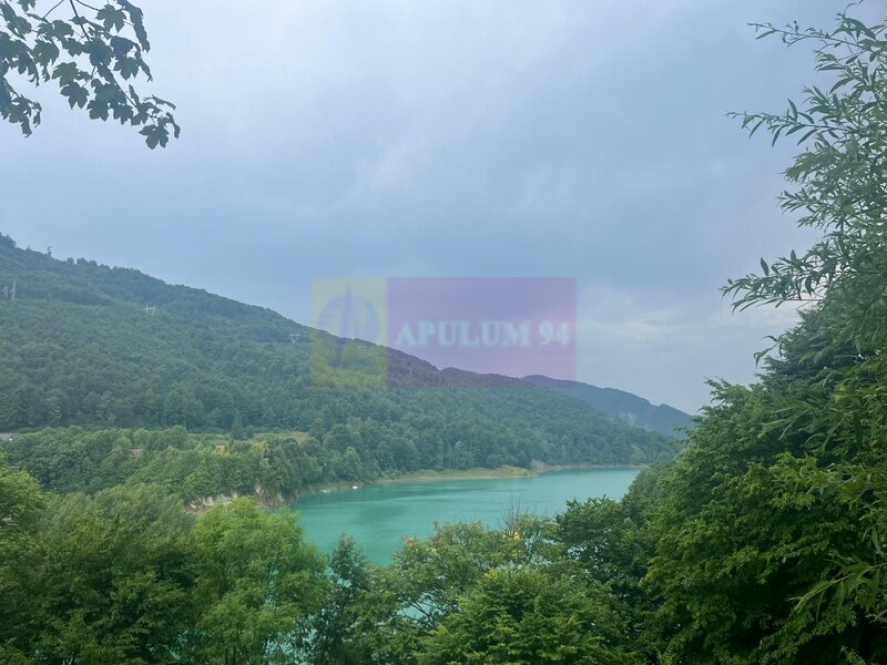 Teren cu deschidere la lac – Valea Doftanei, Prahova